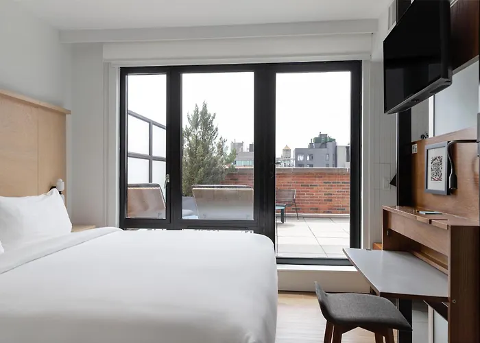 Arlo Soho